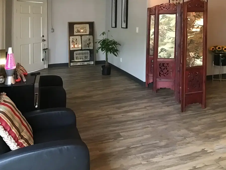 Calm, comfortable interior and entrance at Diamond Spa Massage in San Diego CA